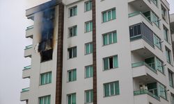 Diyarbakır'da 8 katlı binada çıkan yangın söndürüldü