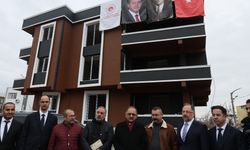 Bakan Özhaseki, Adıyaman'da "Yerinde Dönüşüm Projesi"yle yapılan evi ziyaret etti: