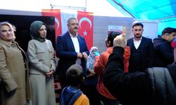 AK Parti Diyarbakır Büyükşehir Belediye Başkan adayı Bilden, depremzedelerle buluştu