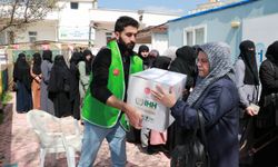 Kilis'te İHH tarafından ihtiyaç sahibi ailelere gıda kolisi dağıtıldı