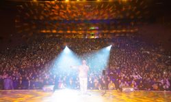 Lübnan asıllı İsveçli şarkıcı Maher Zain Diyarbakır'da konser verdi