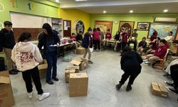 Viranşehir'de öğrencilerden ihtiyaç sahibi ailelere gıda desteği