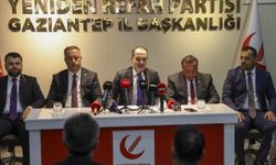 Yeniden Refah Partisi Genel Başkanı Erbakan'dan partisinin Gaziantep il başkanlığına ziyaret
