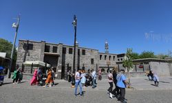 Ziyaretçi akınına uğrayan Diyarbakır'da "Turizm polisi" görev yapacak