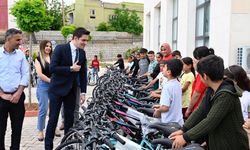Mardin'de 73 öğrenciye bisiklet hediye edildi