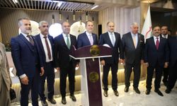 Yeniden Refah Partisi Genel Başkanı Erbakan, Şanlıurfa'da ziyaretlerde bulundu