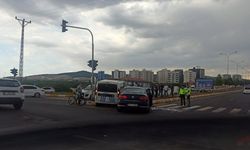 Şanlıurfa’da polis arabası kaza yaptı! 1’i polis 2 kişi yaralandı