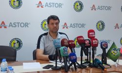 Şanlıurfaspor'un kader maçları öncesi Arslan'dan net mesaj: “İki maçı kazanıp kendi göbek bağımızı kendimiz keseceğiz”