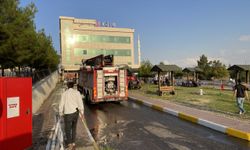 Diyarbakır'da hastane önündeki büfede çıkan yangın söndürüldü