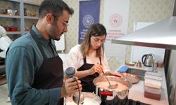 Gastronomi kentinde "Mutfakta Ata Mirası" projesiyle gençler yöresel yemeklerle tanışıyor