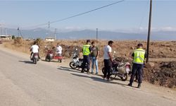 Gaziantep'te jandarmadan motosiklet sürücülerine denetim