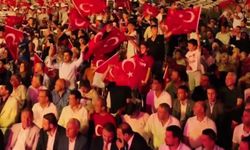 Şanlıurfa'da 15 Temmuz: Rabia Meydanı'nda Binler Demokrasi İçin Toplandı