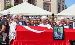 İsrail askerlerince öldürülen Ayşenur Ezgi Eygi, son yolculuğuna uğurlandı