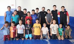 Eyyübiye Belediyesi’nden genç sporculara destek