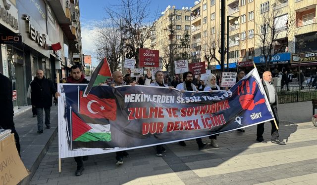 Diyarbakır ve Siirt'te sağlık çalışanlarından İsrail'e karşı "sessiz yürüyüş"
