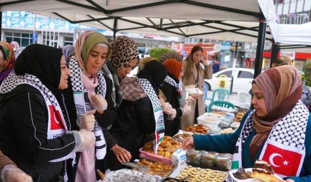 Diyarbakır'da Filistinliler için kermes düzenlendi